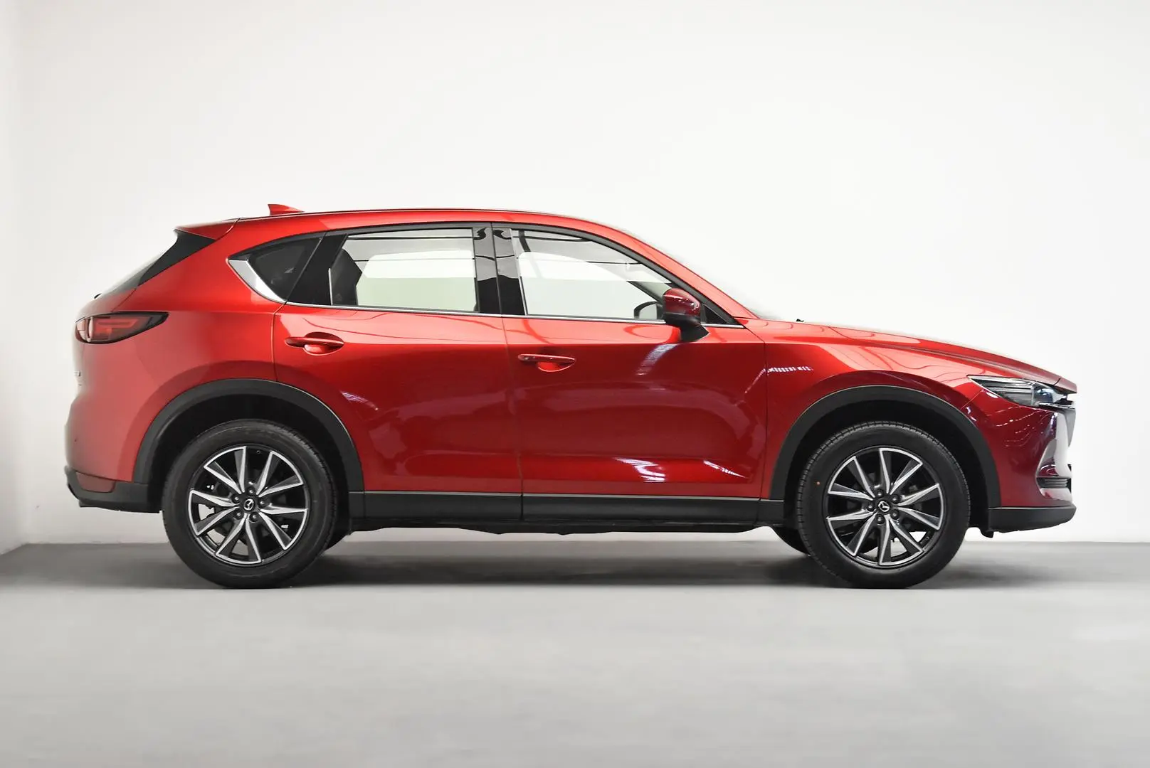 2019 Mazda CX-5 Gallery Image 3