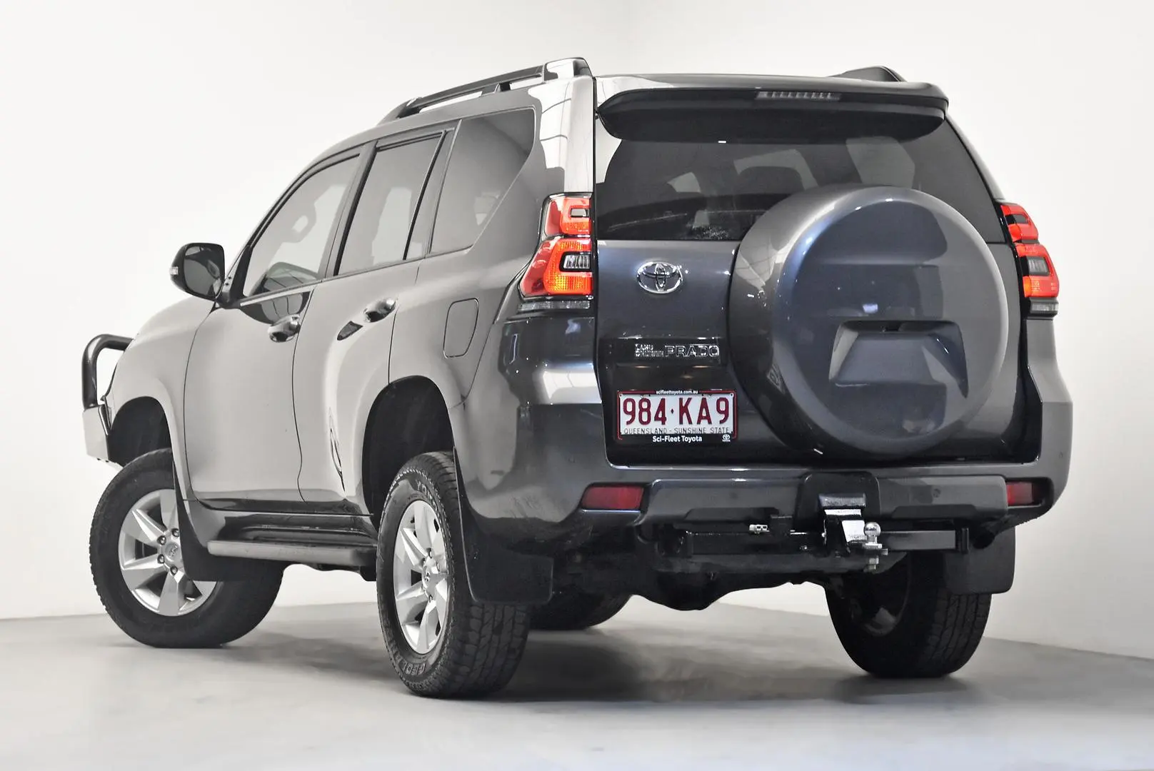 2018 Toyota Landcruiser Prado Gallery Image 5