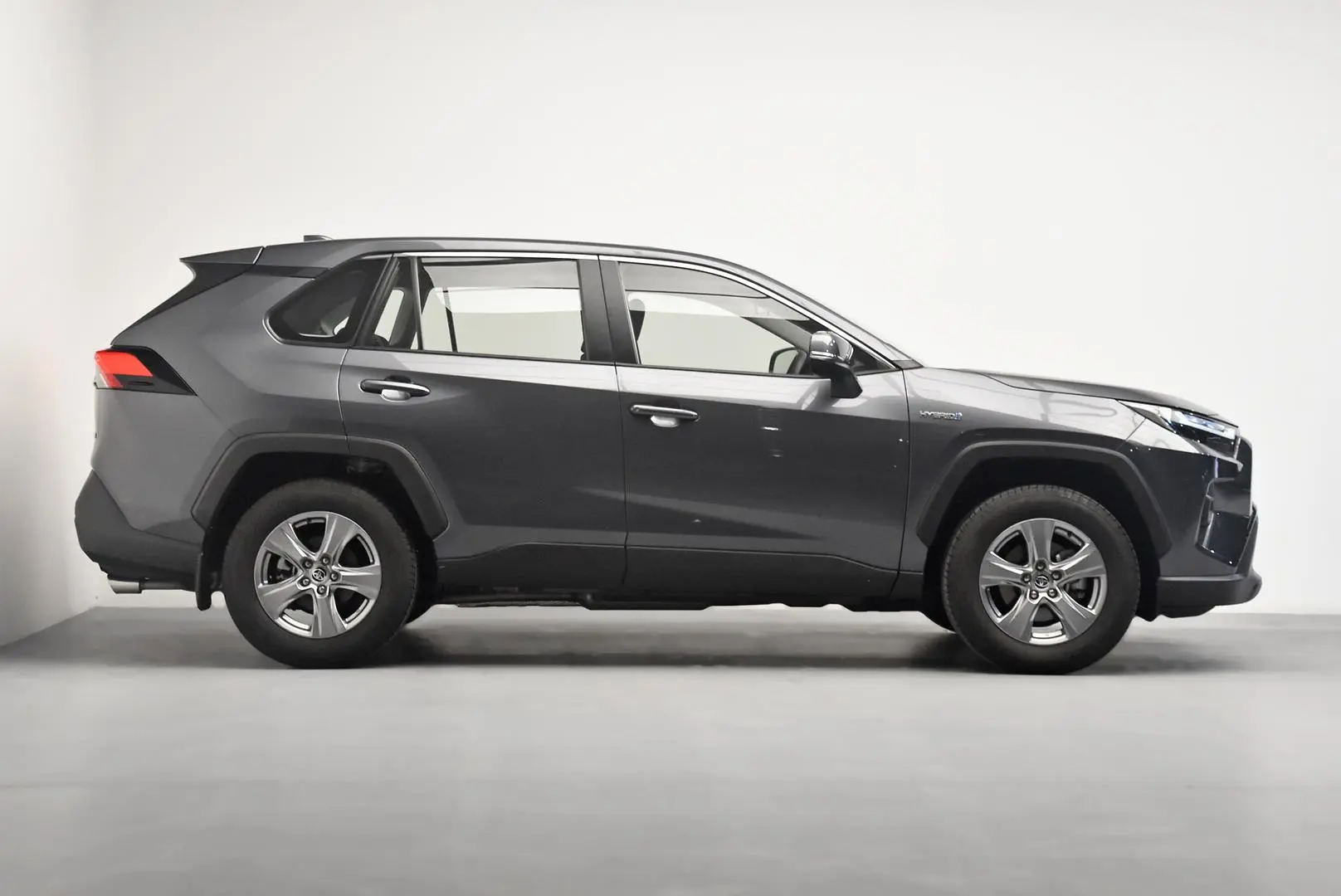 2024 Toyota RAV4 Gallery Image 3