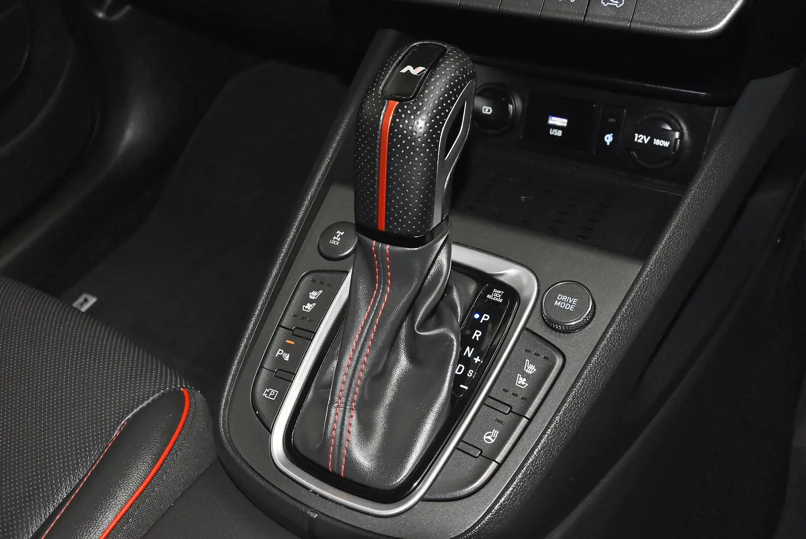 2022 Hyundai Kona Gallery Image 13