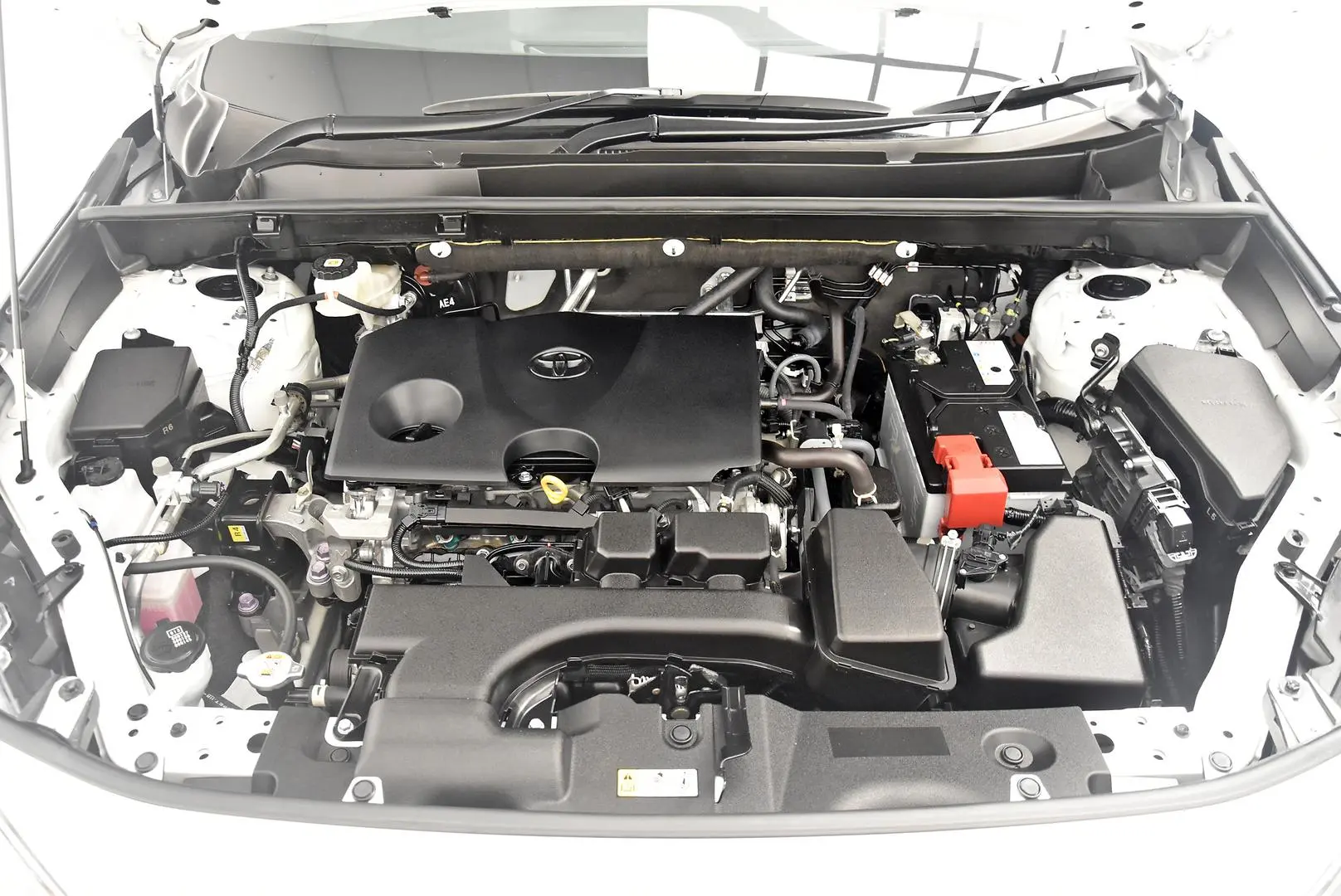 2024 Toyota RAV4 Gallery Image 21