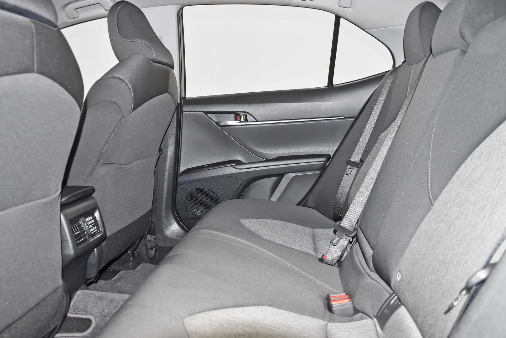 2023 Toyota Camry Gallery Image 17