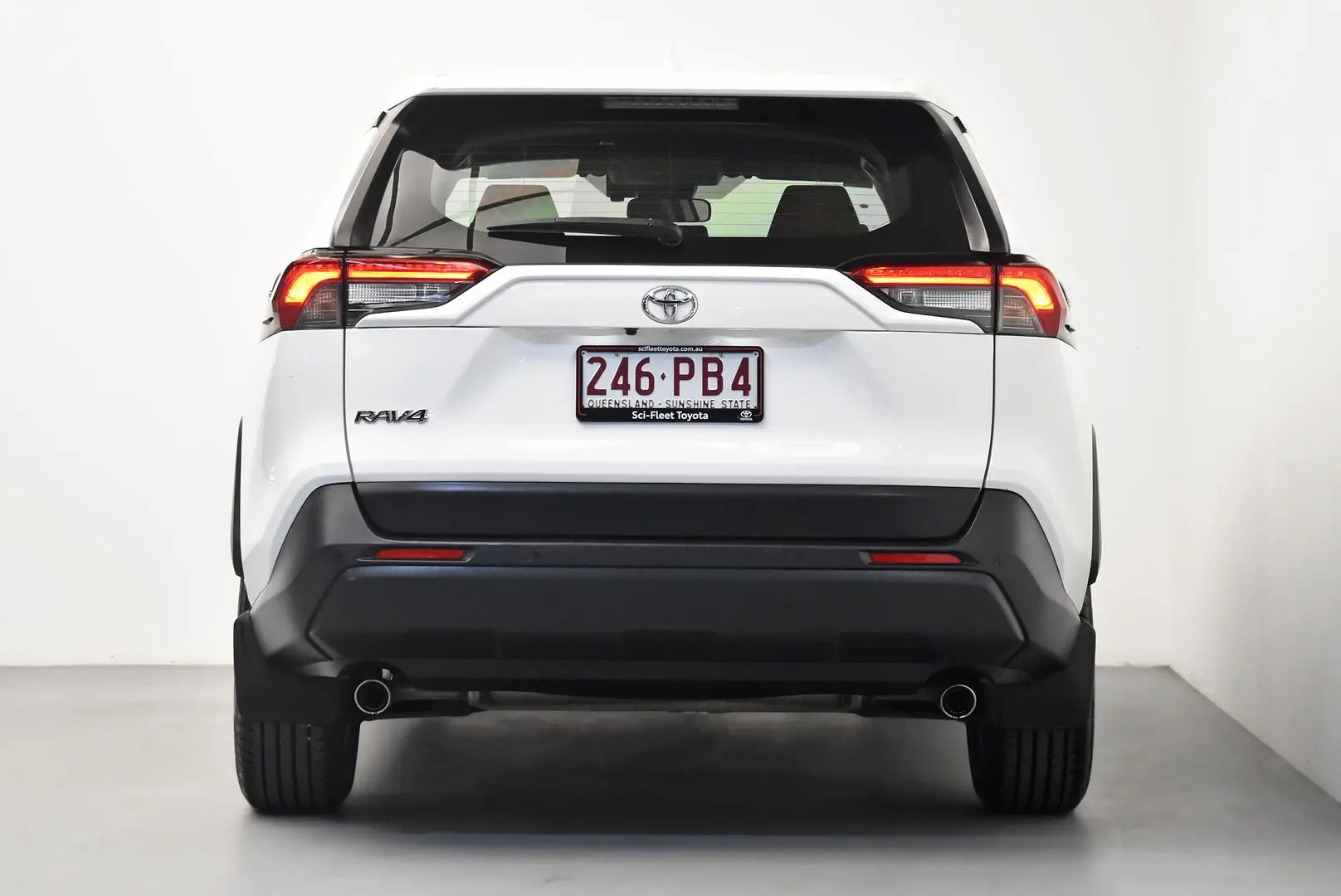 2019 Toyota RAV4 Gallery Image 6