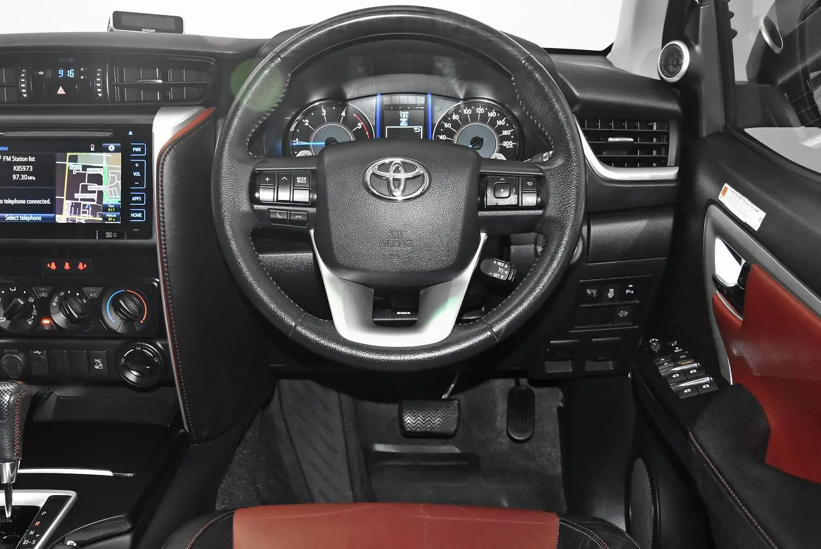 2018 Toyota Fortuner Gallery Image 13