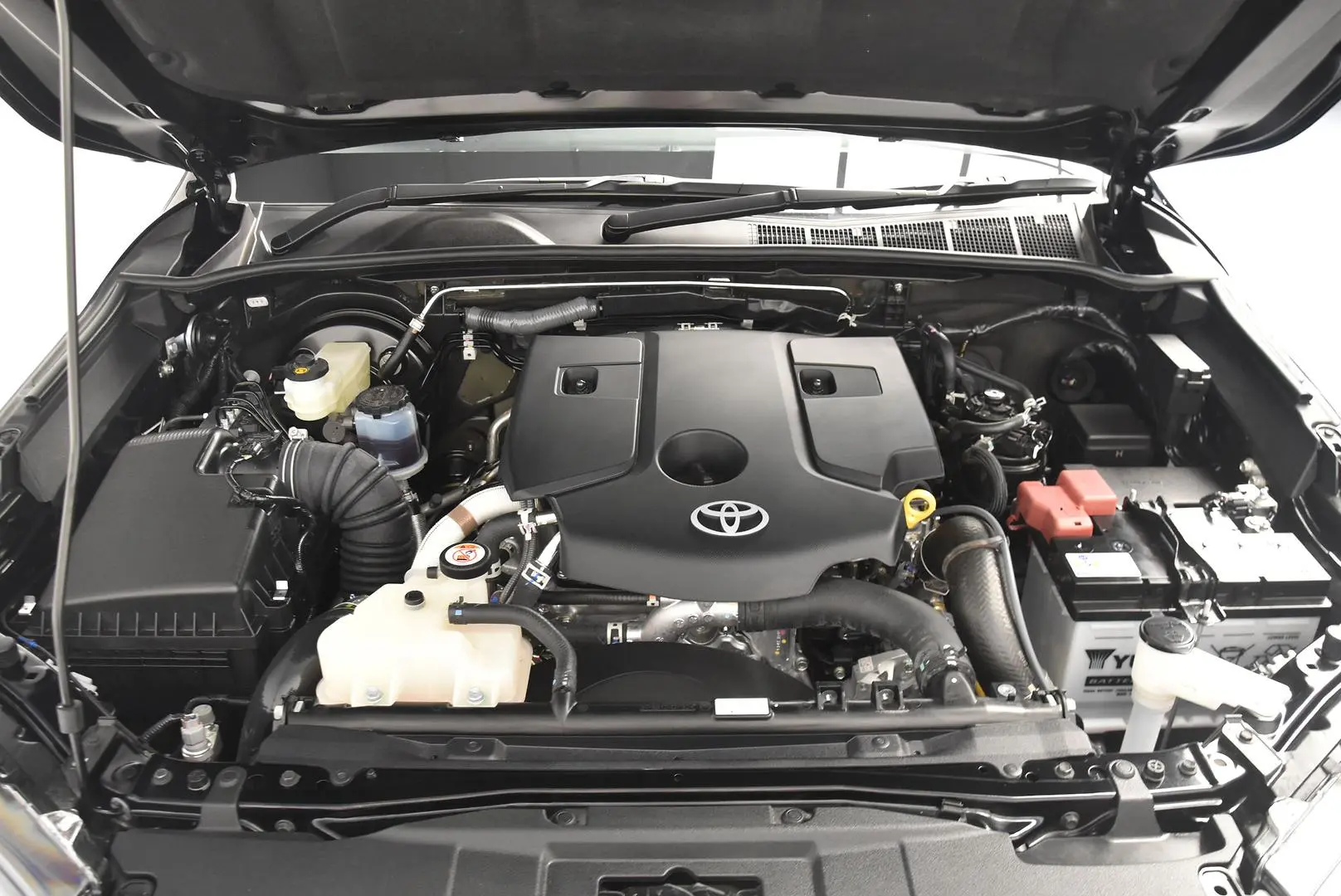 2025 Toyota Hilux Gallery Image 22