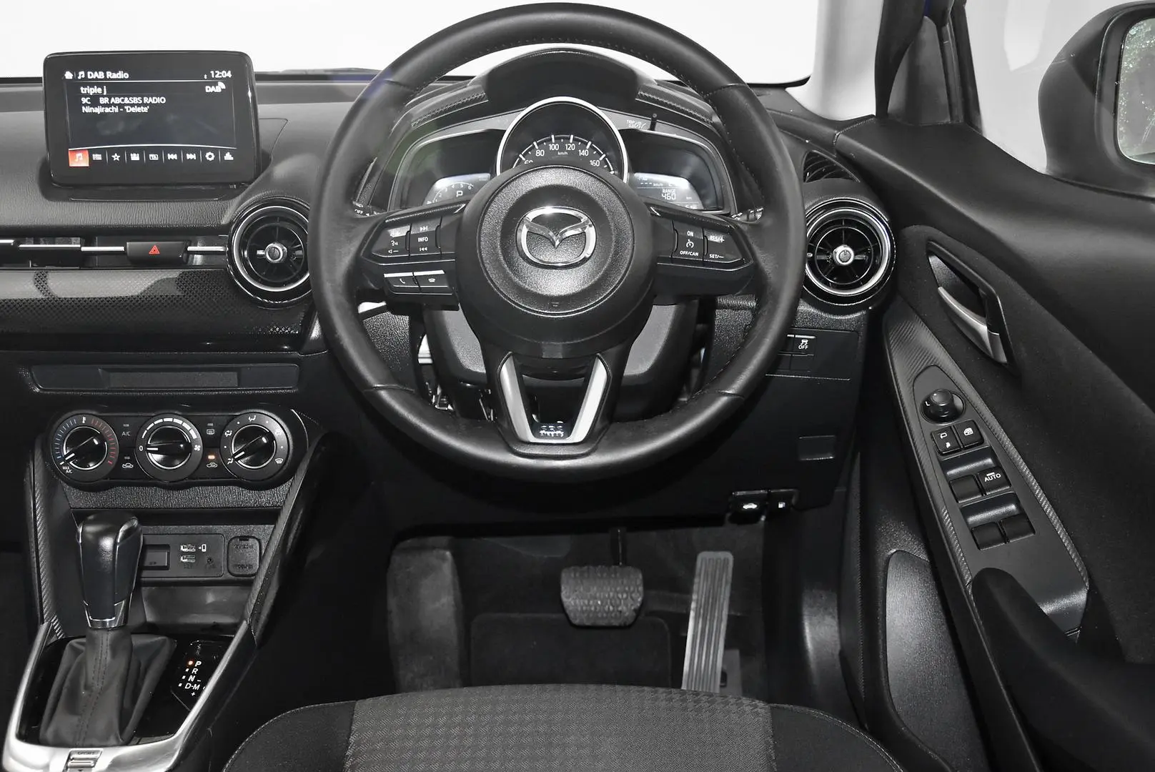 2017 Mazda 2 Gallery Image 14
