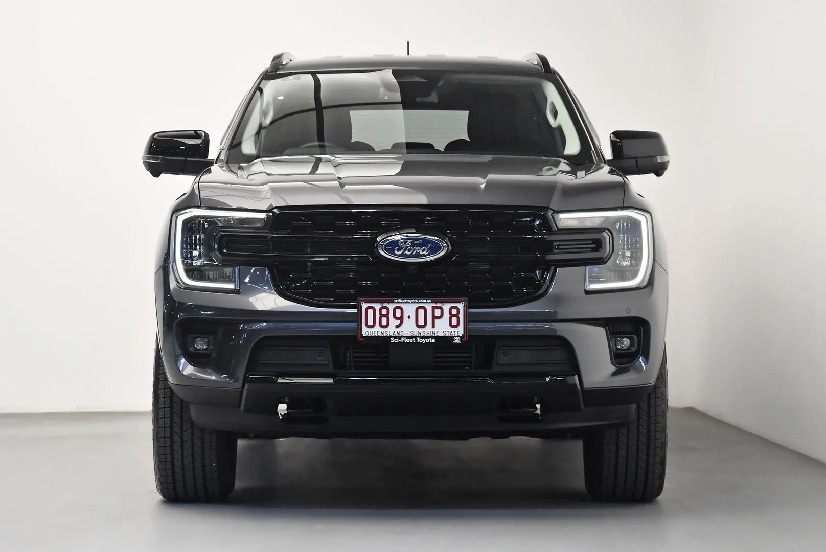 2025 Ford Everest Gallery Image 2