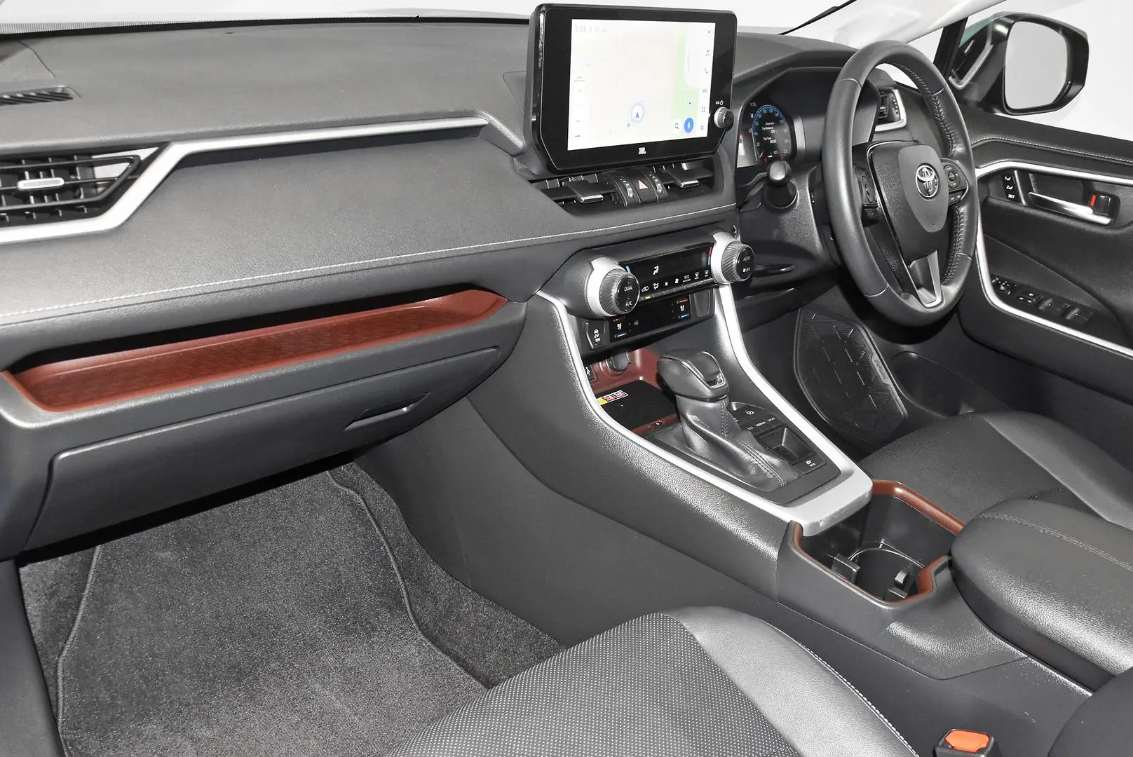 2023 Toyota RAV4 Gallery Image 17