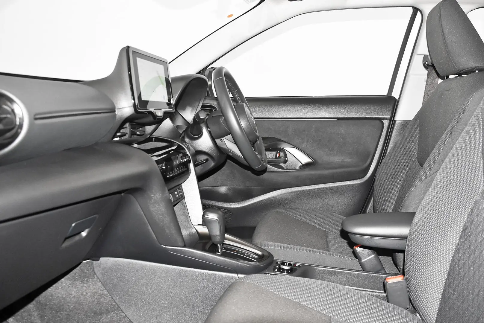 2025 Toyota Yaris Cross Gallery Image 19