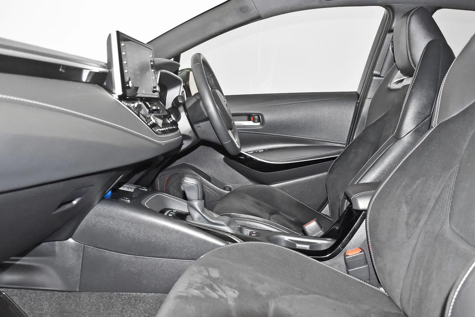 2021 Toyota Corolla Gallery Image 16