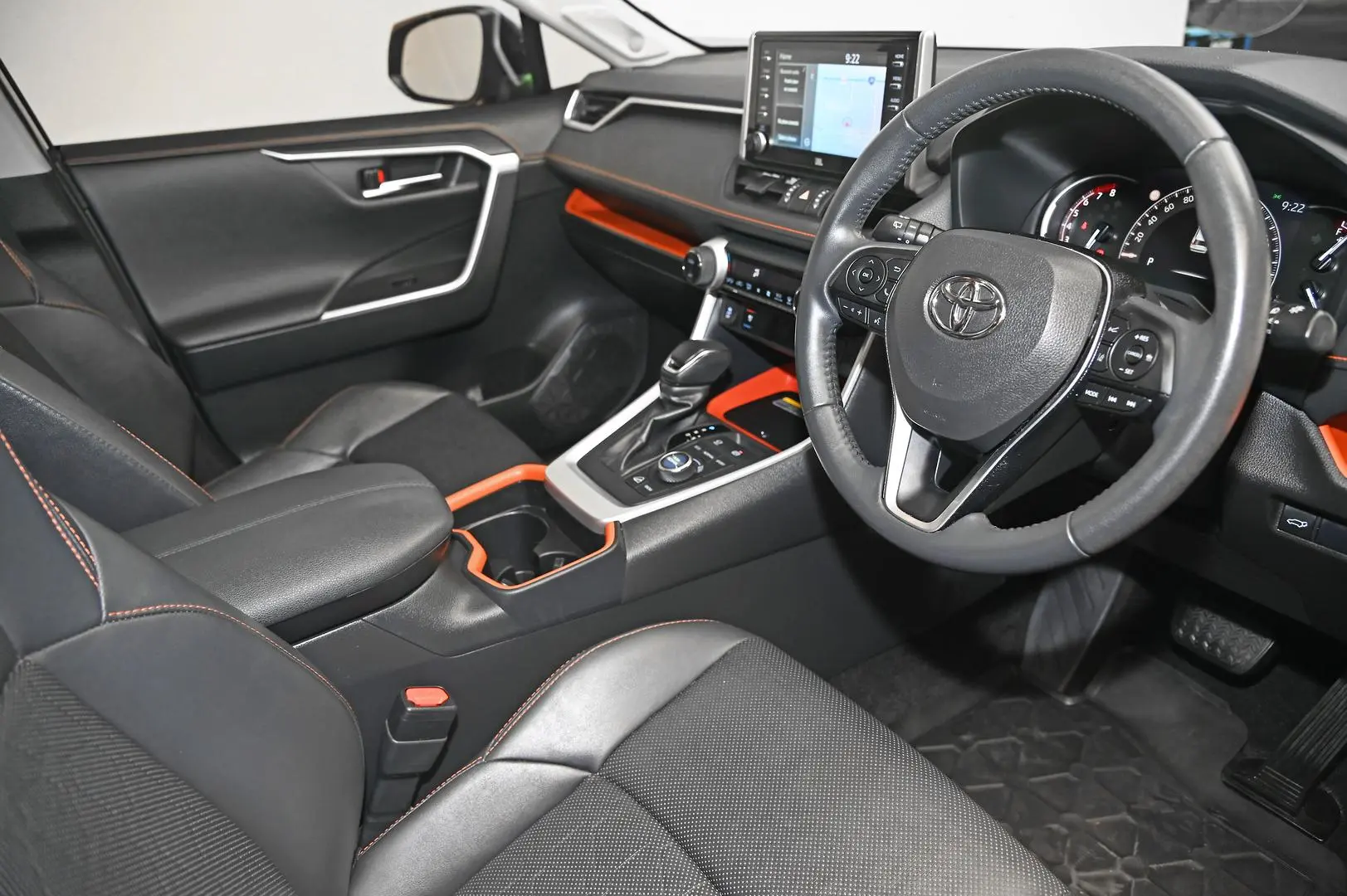 2021 Toyota Rav4 Gallery Image 9