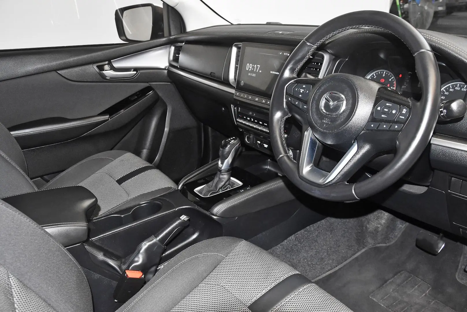 2023 Mazda BT-50 Gallery Image 8