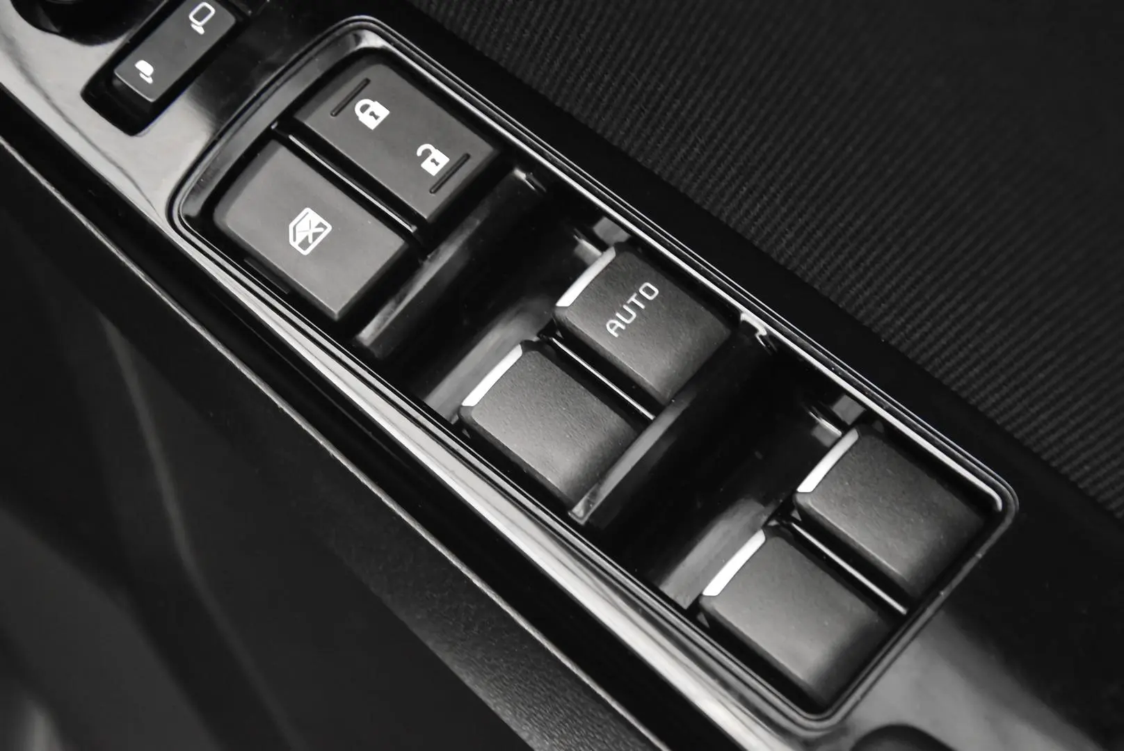 2023 Mazda BT-50 Gallery Image 9