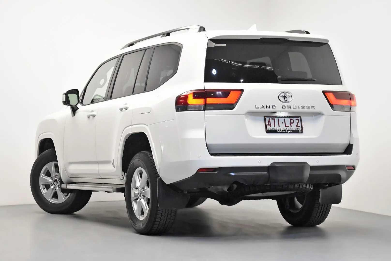 2023 Toyota Landcruiser Gallery Image 5