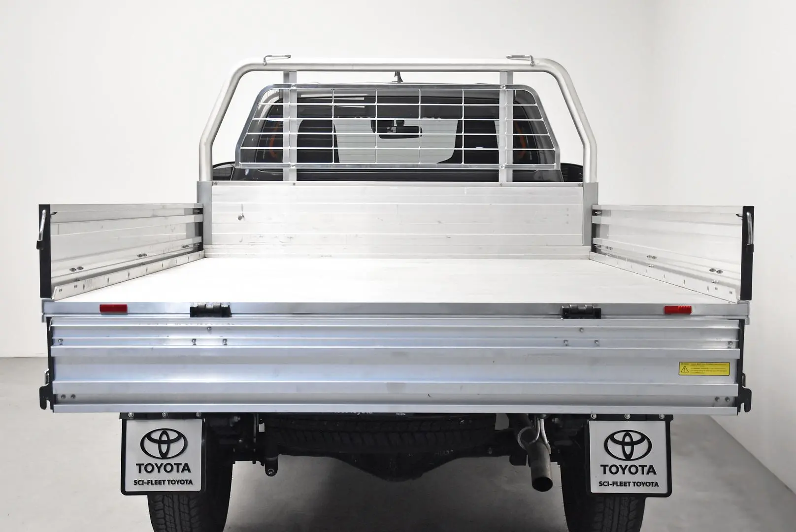 2023 Toyota Hilux Gallery Image 17