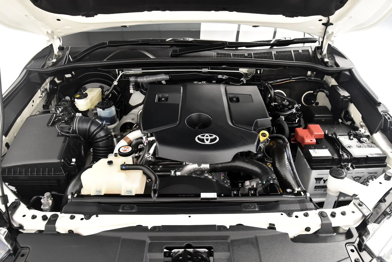 2025 Toyota Hilux Gallery Image 21