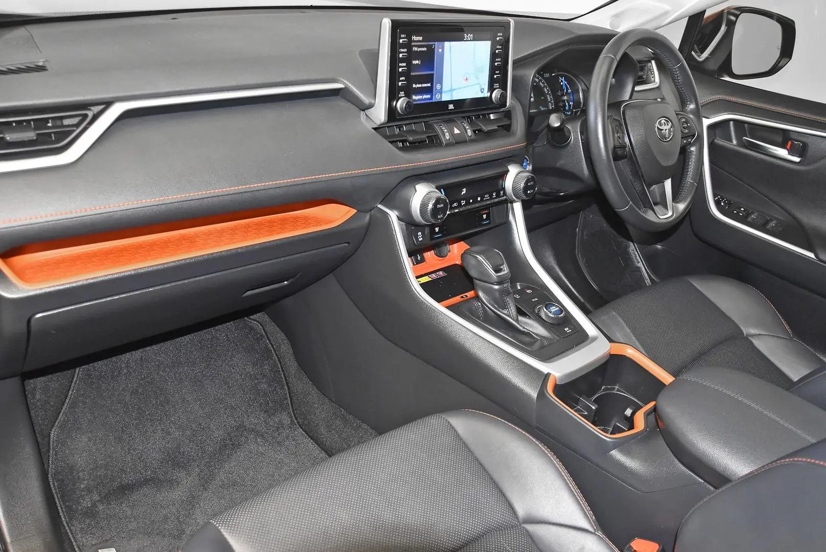 2021 Toyota RAV4 Gallery Image 17