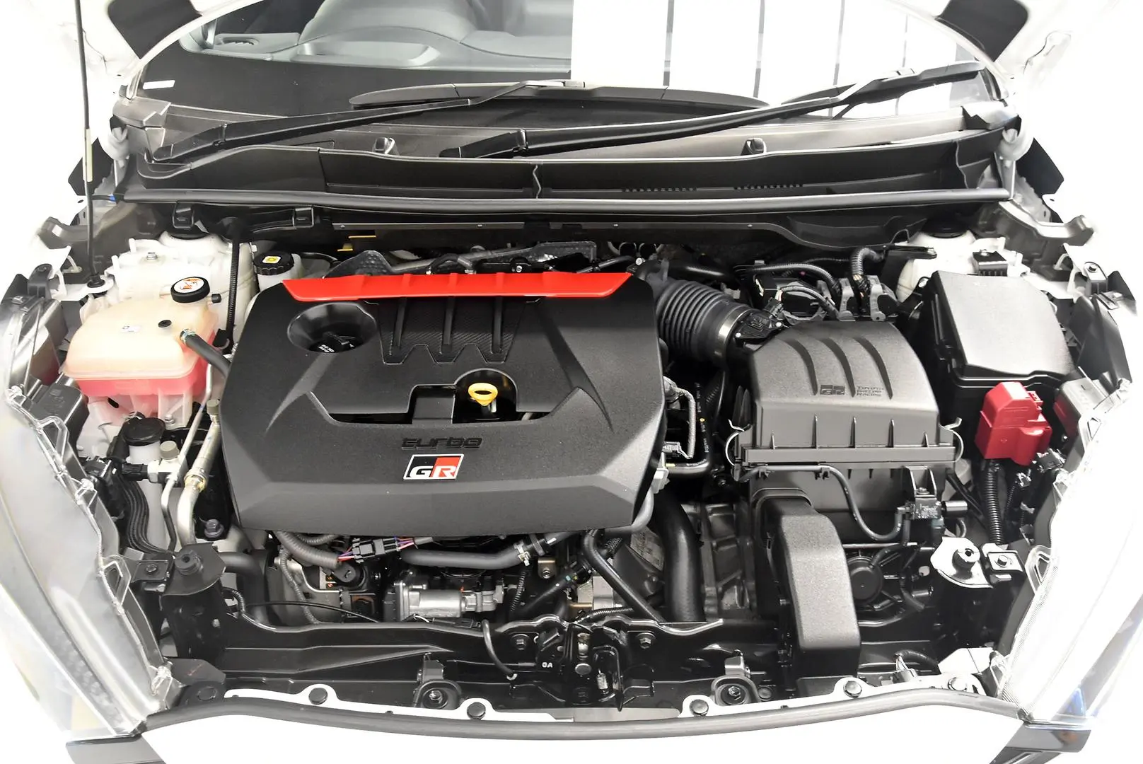 2021 Toyota Yaris Gallery Image 23