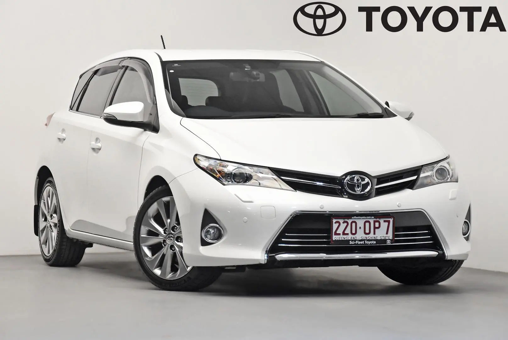 2014 Toyota Corolla Gallery Image 1