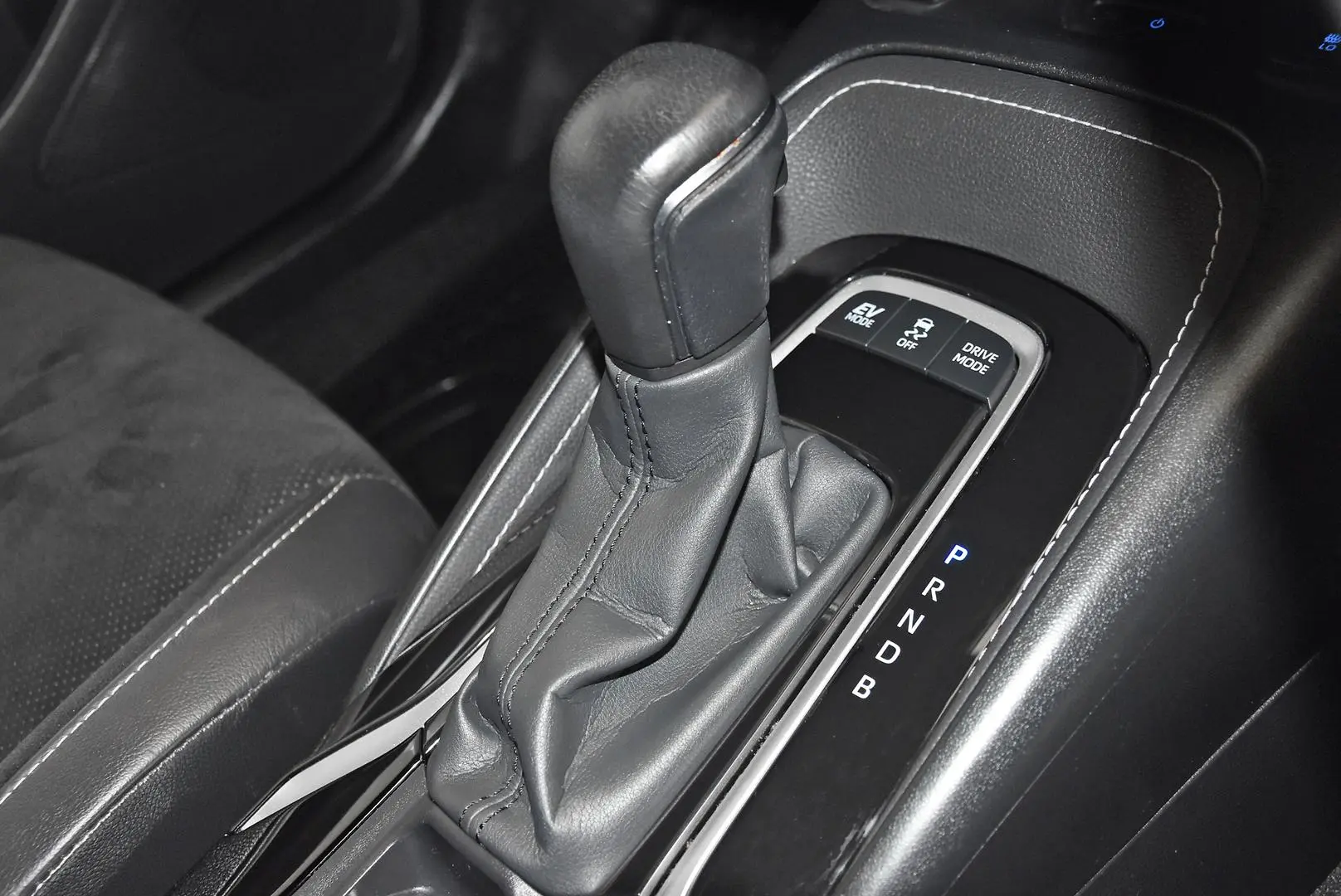 2021 Toyota Corolla Gallery Image 12