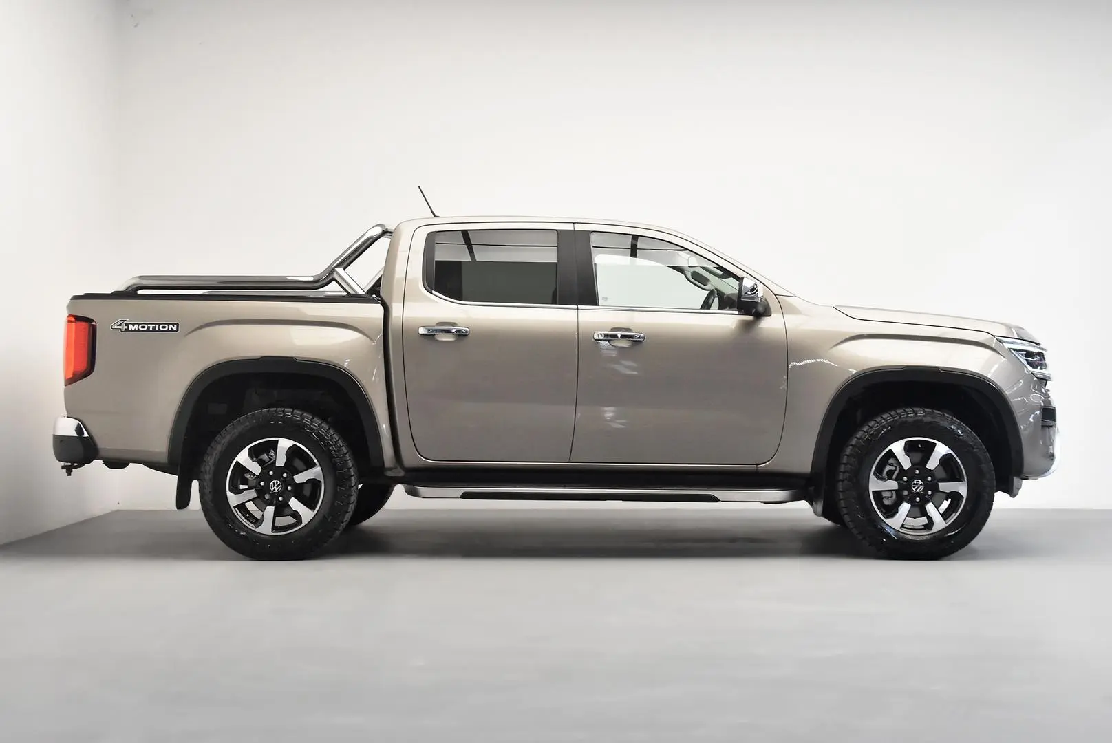 2023 Volkswagen Amarok Gallery Image 3