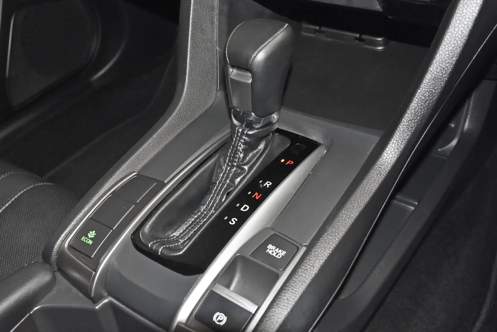 2019 Honda Civic Gallery Image 14