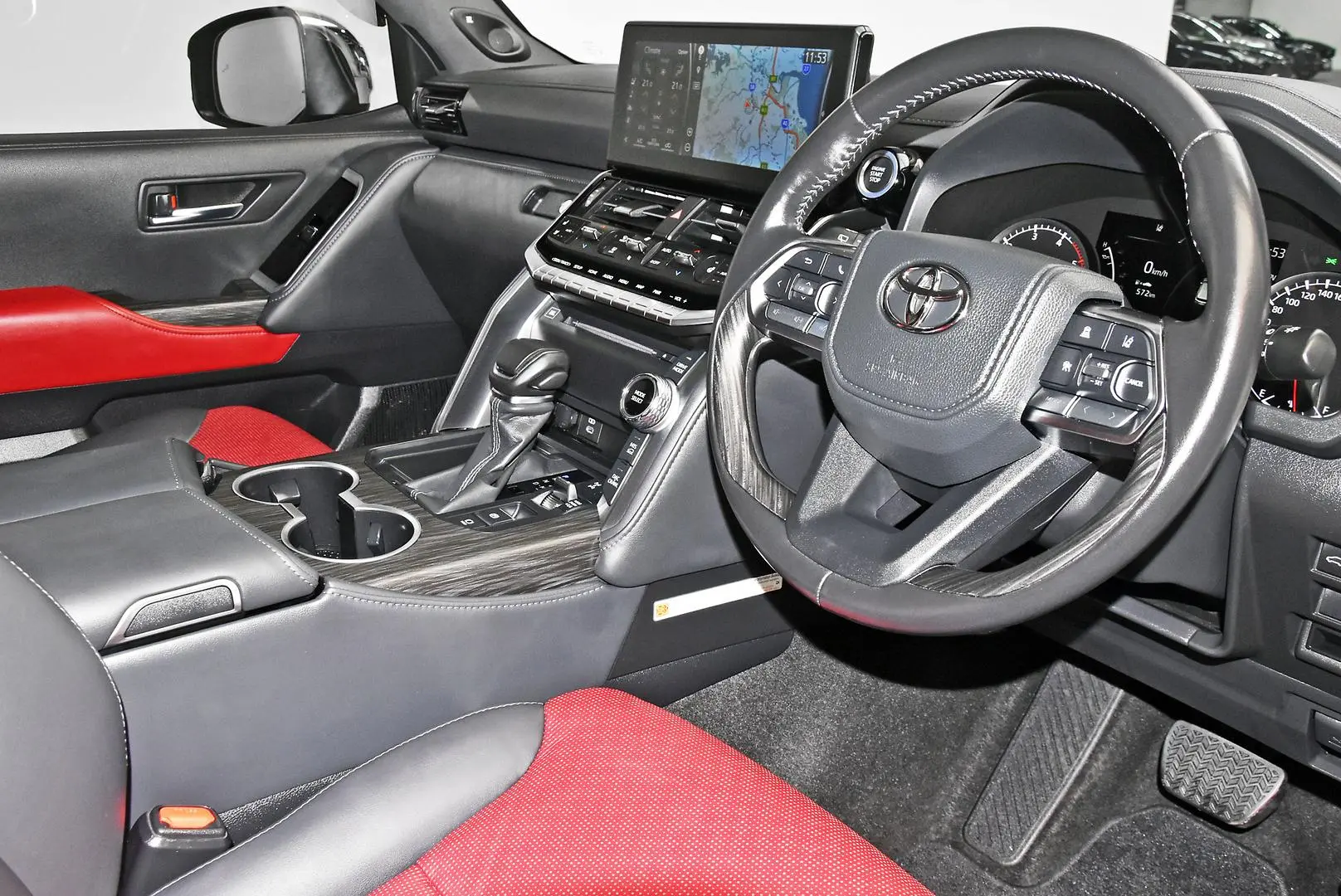 2023 Toyota Landcruiser Gallery Image 8