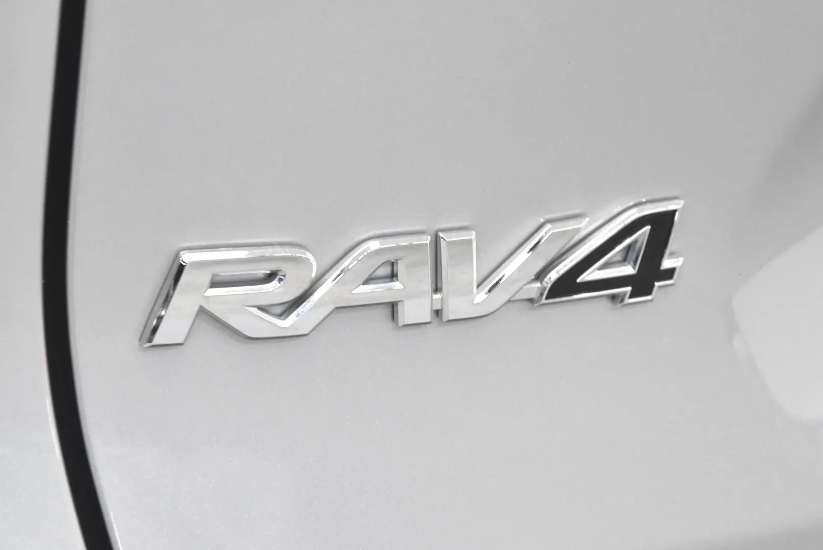 2024 Toyota RAV4 Gallery Image 7