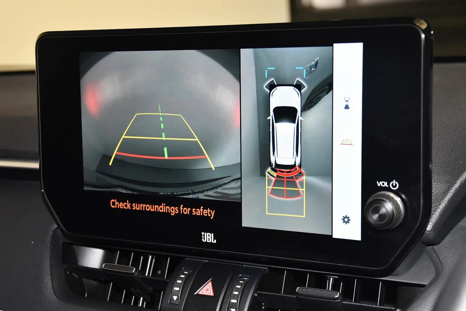 2024 Toyota RAV4 Gallery Image 13