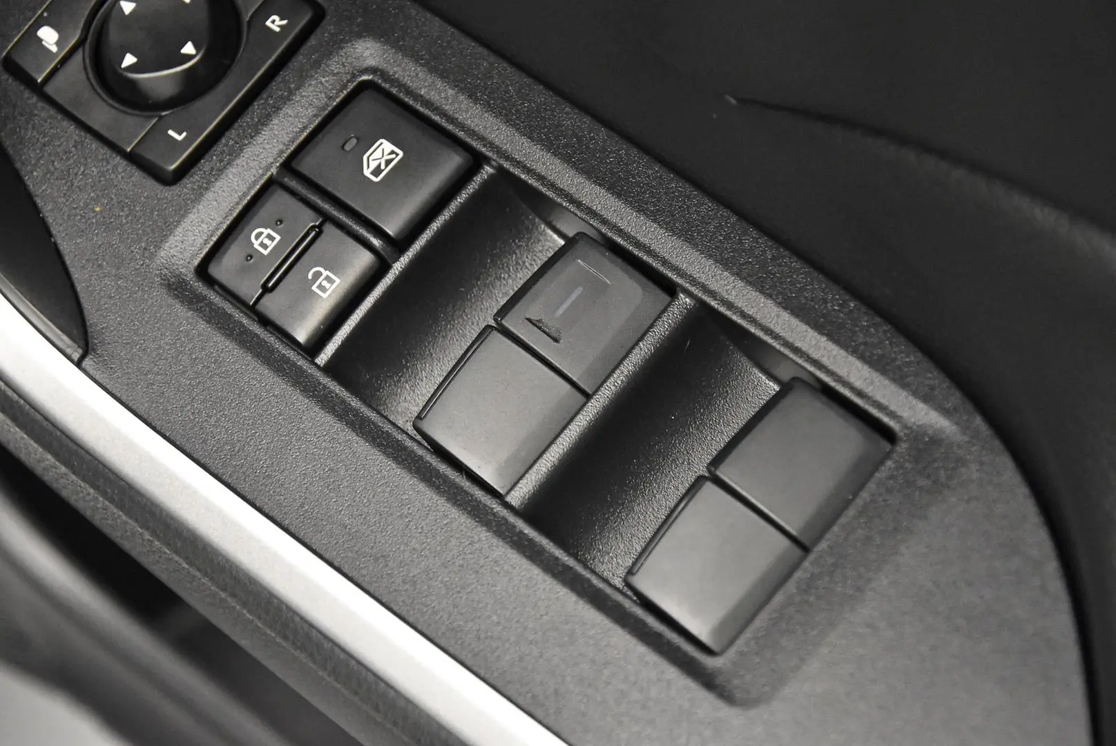 2024 Toyota RAV4 Gallery Image 10