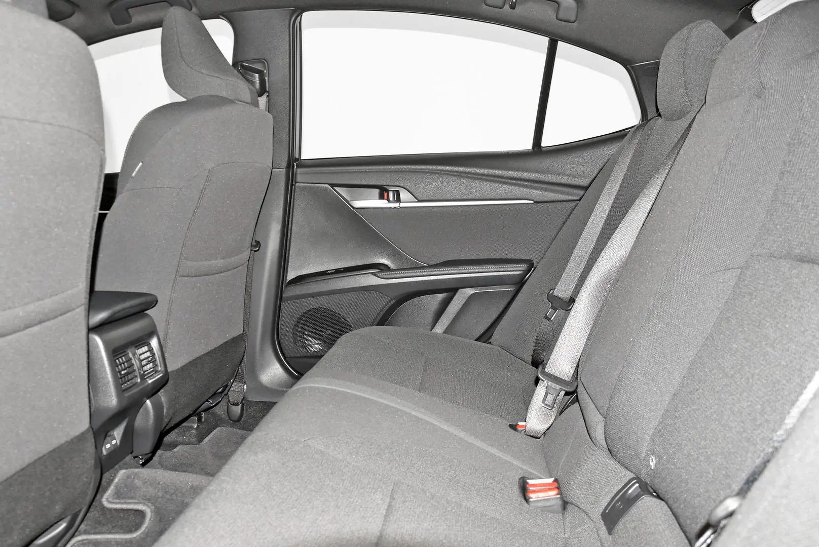 2024 Toyota Camry Gallery Image 18