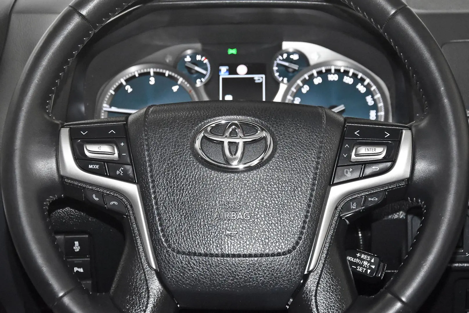 2021 Toyota Landcruiser Prado Gallery Image 14