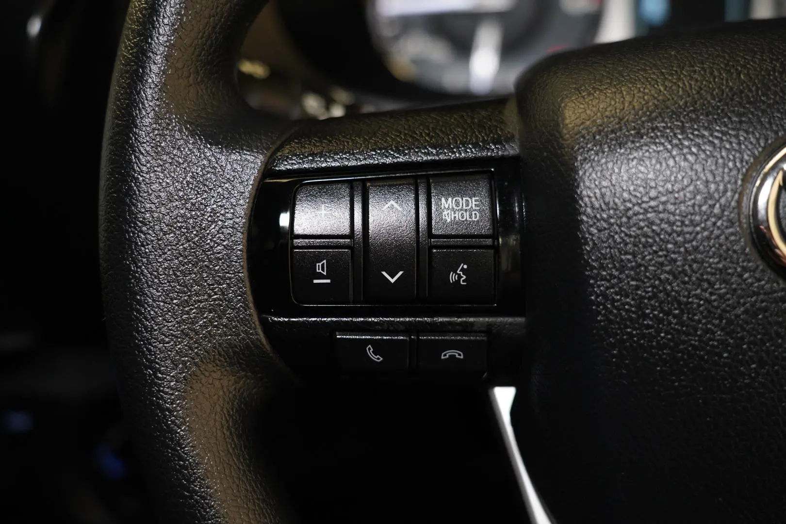2024 Toyota Hilux Gallery Image 17