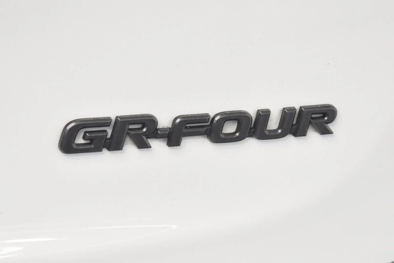 2021 Toyota Yaris Gallery Image 8