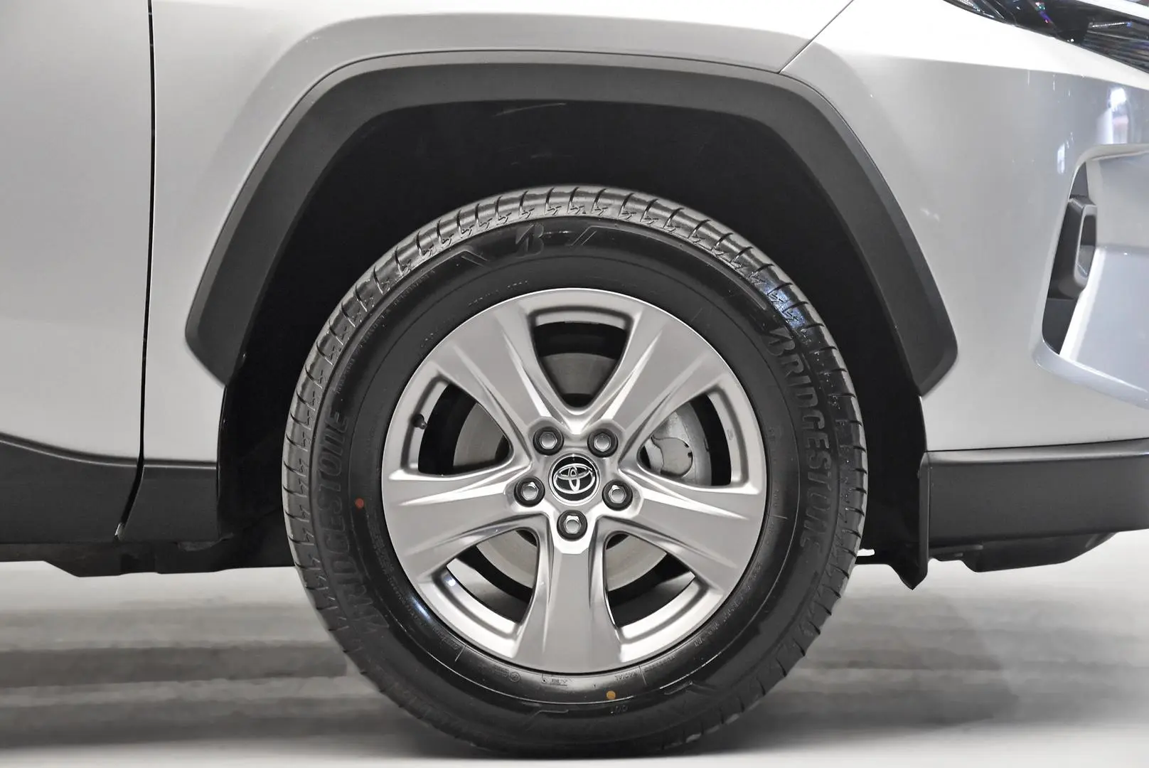 2024 Toyota RAV4 Gallery Image 23
