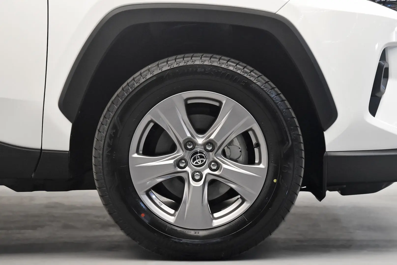 2024 Toyota RAV4 Gallery Image 23