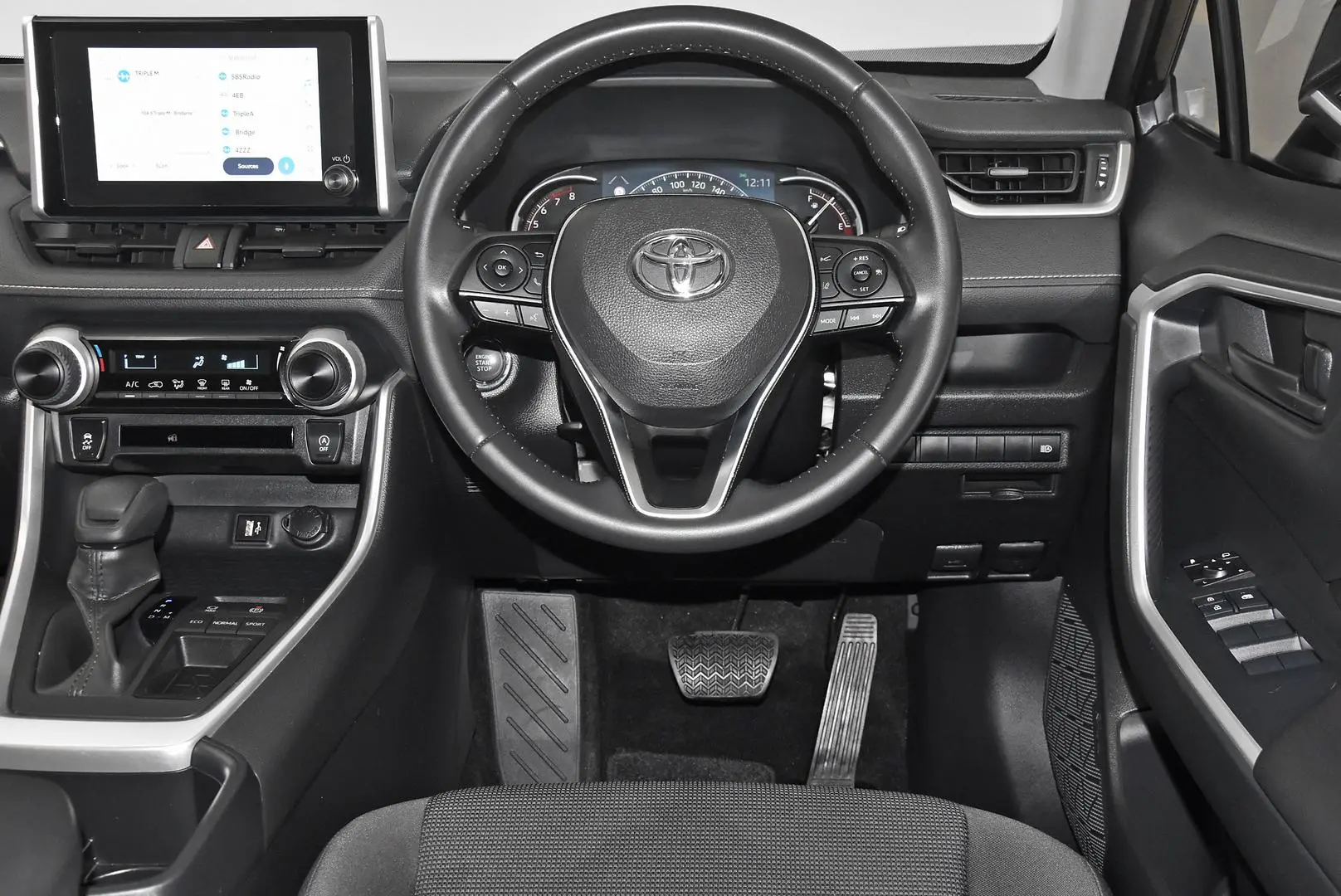 2022 Toyota RAV4 Gallery Image 14