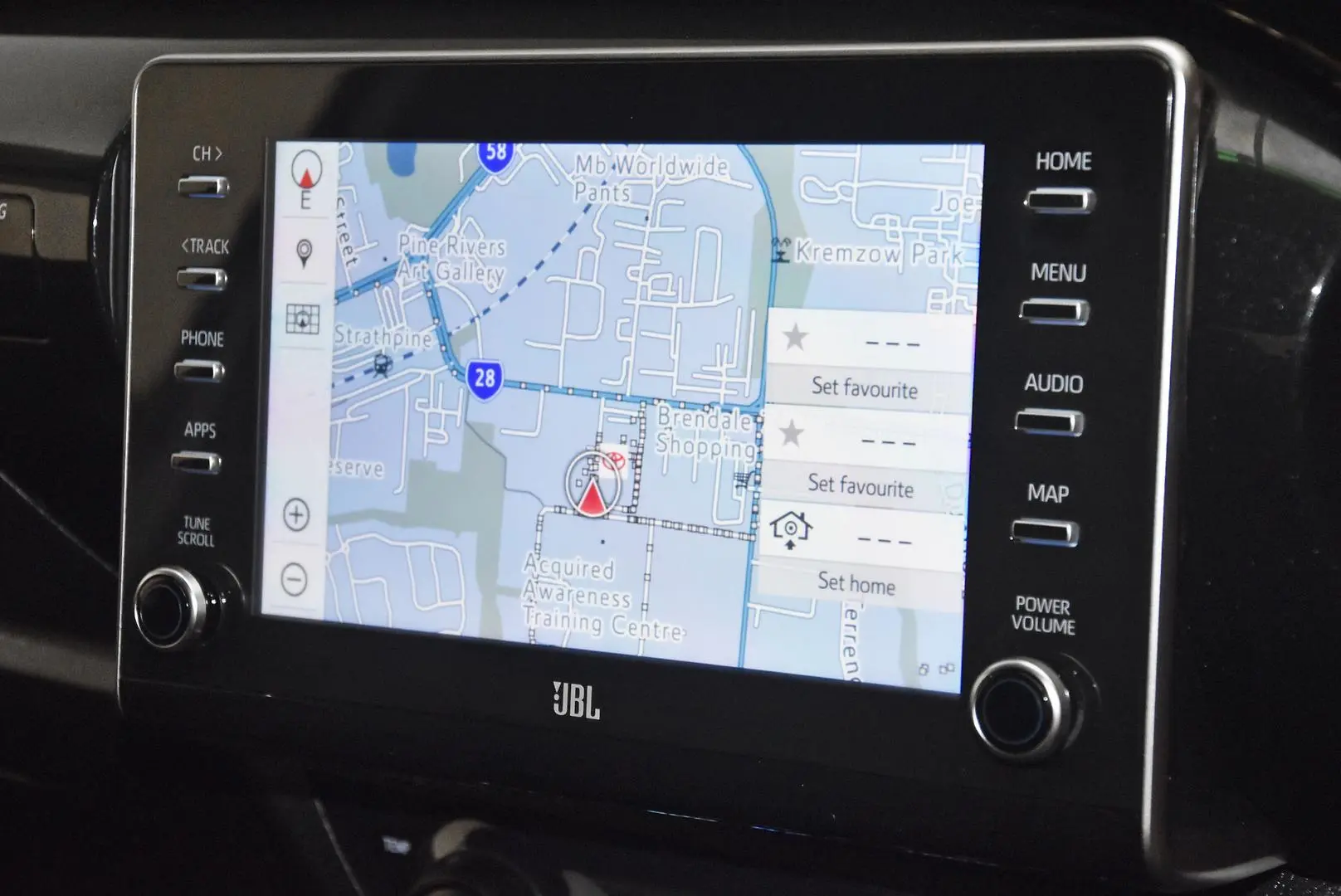 2023 Toyota Hilux Gallery Image 11