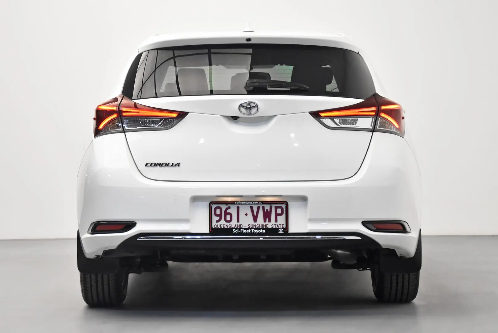 2015 Toyota Corolla Gallery Image 6
