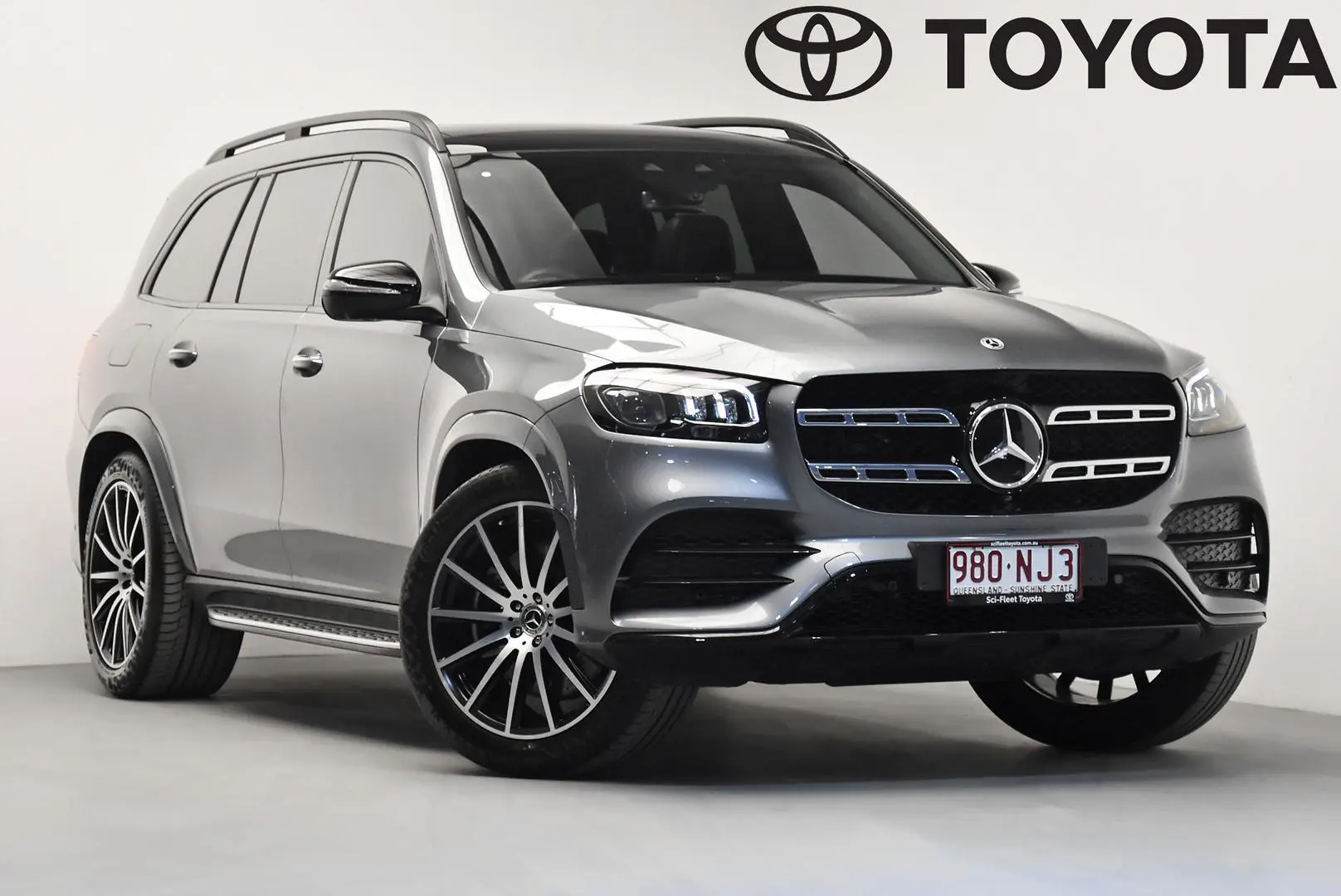 2023 Mercedes-Benz GLS-Class Gallery Image 1
