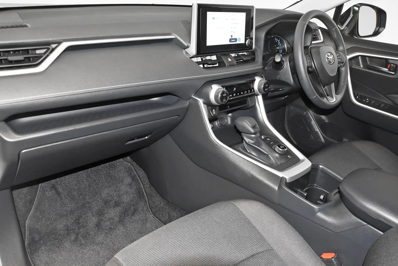 2024 Toyota RAV4 Gallery Image 17