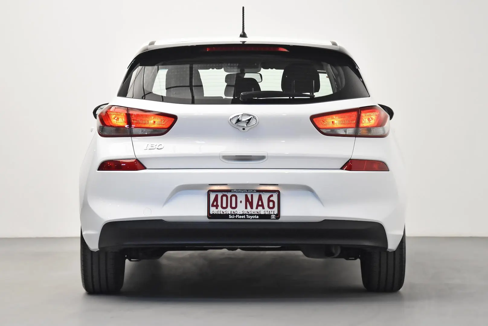 2017 Hyundai i30 Gallery Image 6