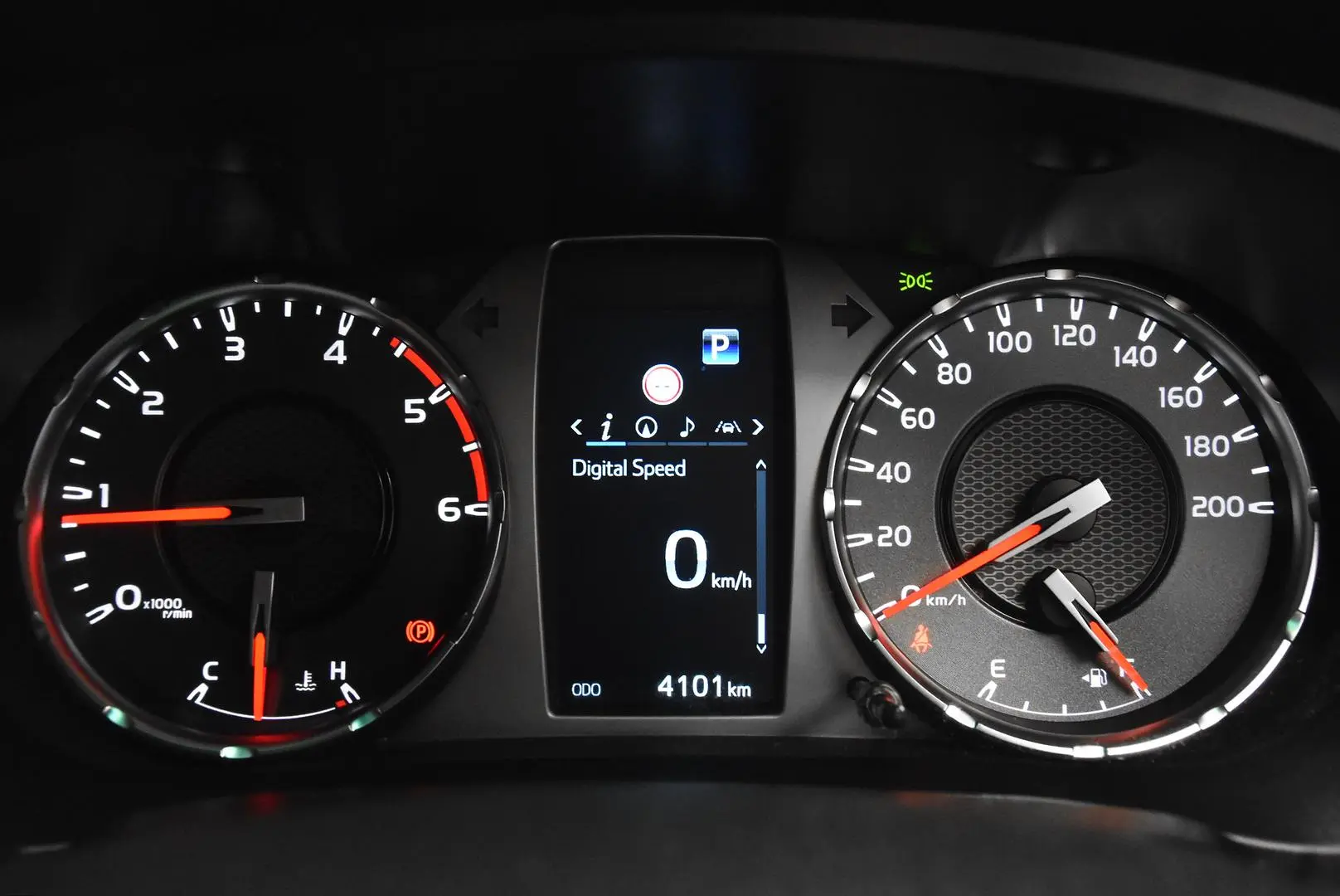 2024 Toyota Hilux Gallery Image 10