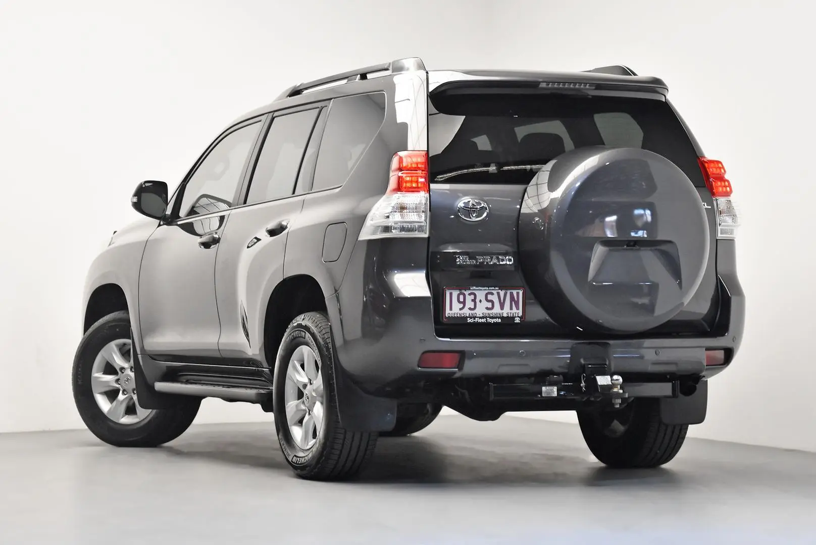 2013 Toyota Landcruiser Prado Gallery Image 5