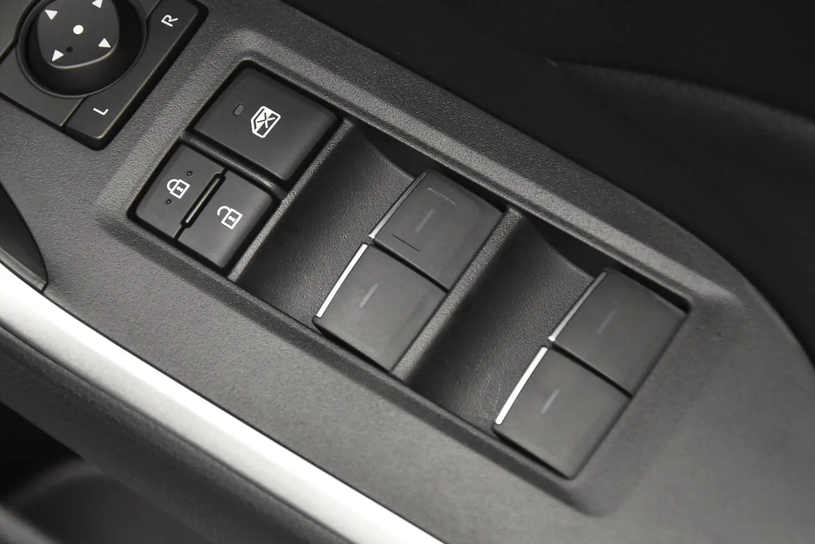2024 Toyota RAV4 Gallery Image 9