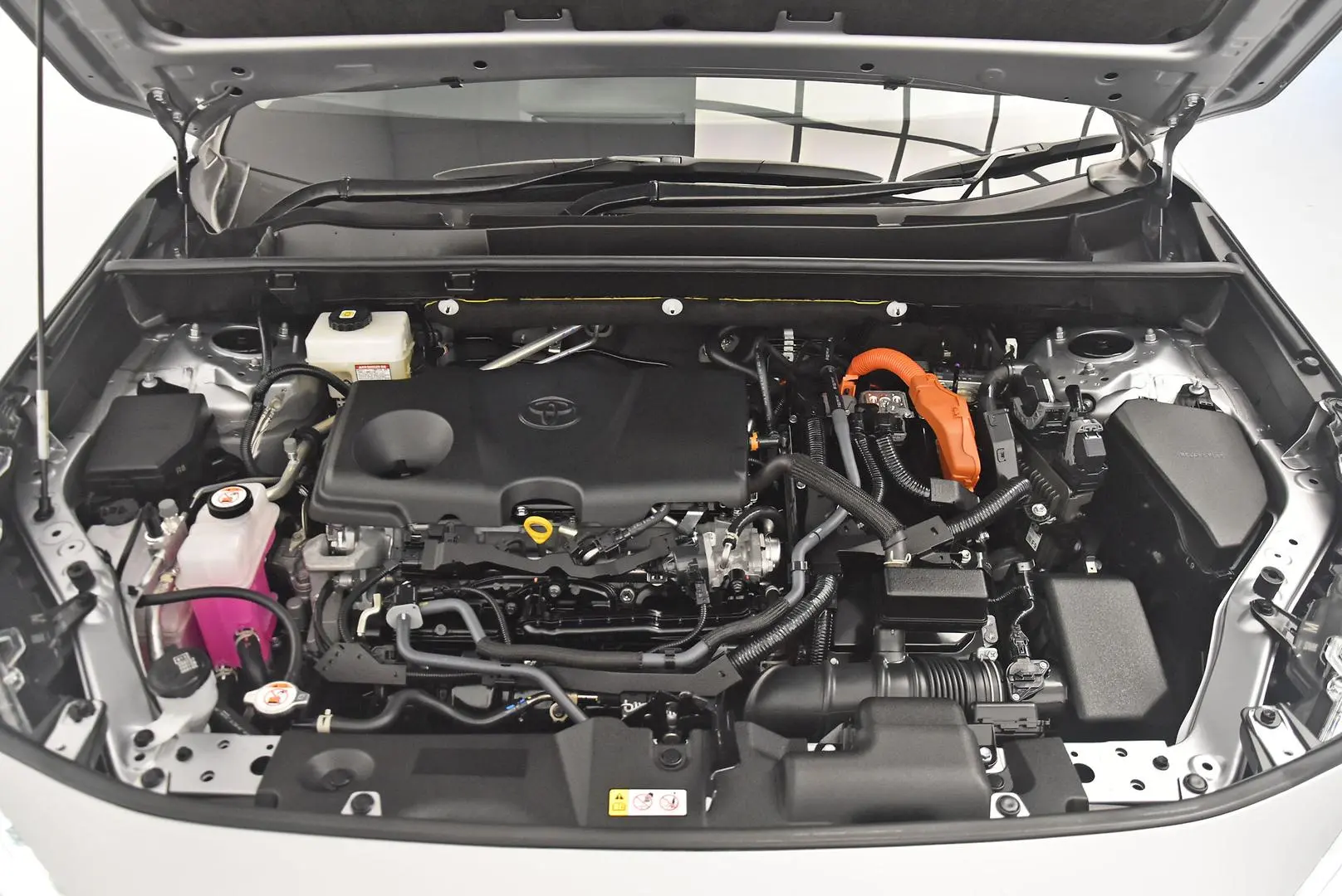 2023 Toyota RAV4 Gallery Image 24