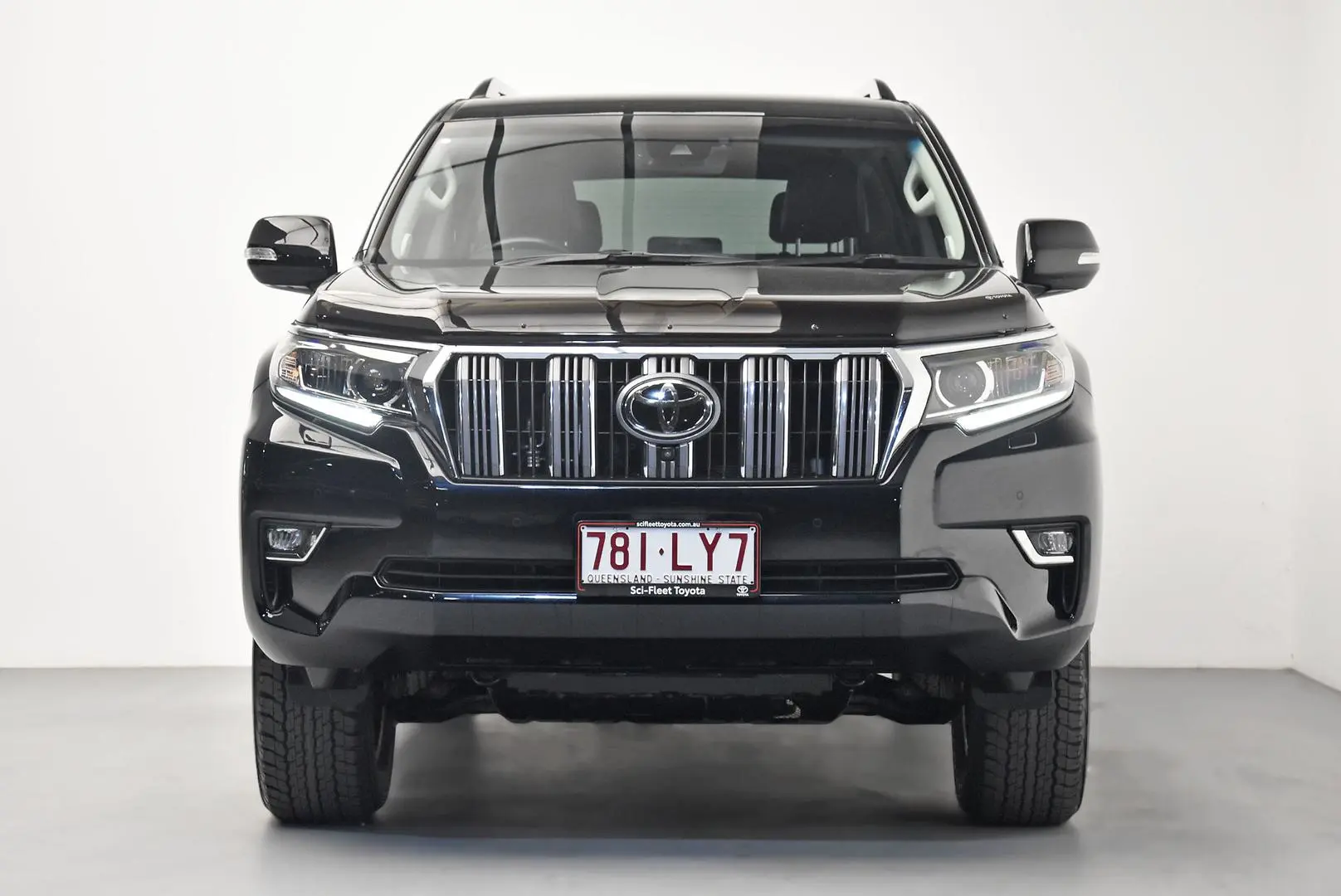 2020 Toyota Landcruiser Prado Gallery Image 2