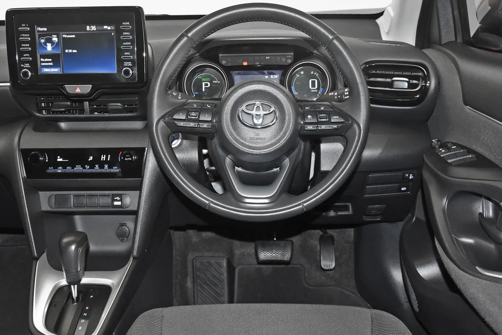2022 Toyota Yaris Cross Gallery Image 15