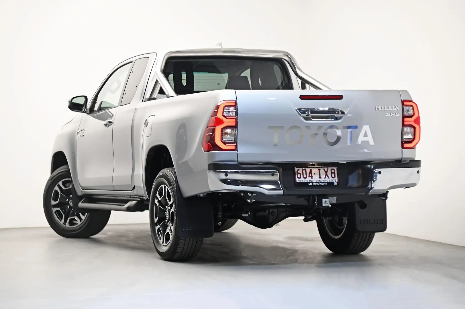 2023 Toyota Hilux Gallery Image 5