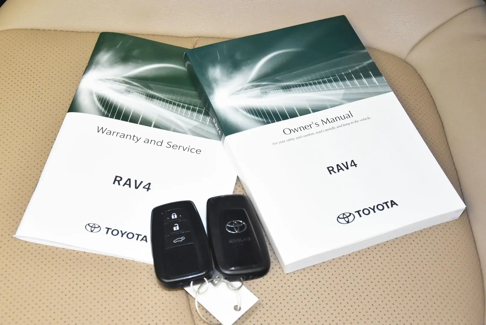 2024 Toyota RAV4 Gallery Image 21